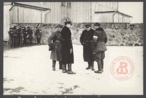 1944, Turgiele.
Dowódca 3 Wileńskiej Brygady Armii Krajowej porucznik Gracjan Fróg 