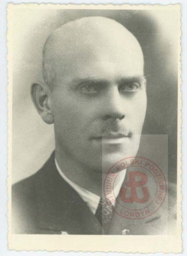 1939-1944, brak miejsca. 
Uczestnik powstania warszawskiego w Zgrupowaniu 