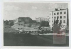 Sierpień-Październik 1944, Warszawa. 
Barykada przy ulicy Mickiewicza. 
Fot. NN, Studium Polski Podziemnej w Londynie