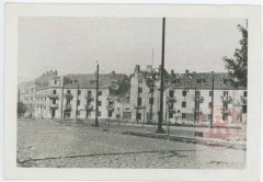 Sierpień-Październik 1944, Warszawa. 
Plac Wilsona. 
Fot. NN, Studium Polski Podziemnej w Londynie