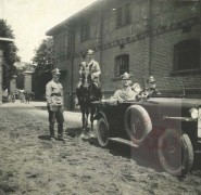 1928-1939, Grudziądz, Polska. 
Szkoła Podchorążych Kawalerii. Szkoleni podchorążowie i oficerowie. 
Fot. NN, Studium Polski Podziemnej w Londynie