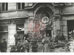 Prawdopodobnie 28.08.1944, Warszawa, Polska. 
Żołnierze z oddziału 