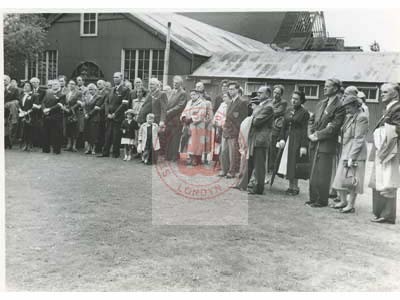 2.08.1954, Londyn, Anglia, Wielka Brytania. 
Środowisko kombatanckie Armii Krajowej bierze udział w uroczystości poświęcenia tablicy upamiętniającej Komendanta AK gen. Stefana 