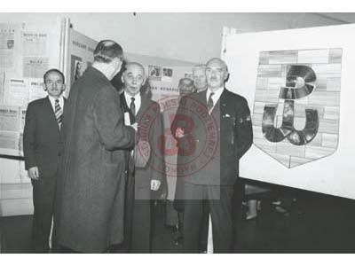1964, Londyn, Anglia, Wielka Brytania.
Członek Rady Trzech gen. Władysław Anders (1. z prawej) i były Komendant AK i członek Rady Trzech gen. Tadeusz Komorowski ps. 