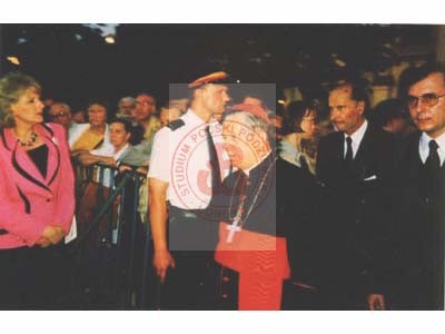 Lata 90, Warszawa, Polska.
Prymas Józef Glemp podczas uroczystości z udziałem środowisk kombatanckich.
Fot. NN, Studium Polski Podziemnej w Londynie