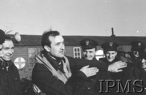 1.01.1943, Northolt, Anglia, Wielka Brytania.
Piloci 306 Dywizjonu Myśliwskiego 