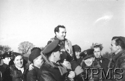 1.01.1943, Northolt, Anglia, Wielka Brytania.
Piloci 306 Dywizjonu Myśliwskiego 