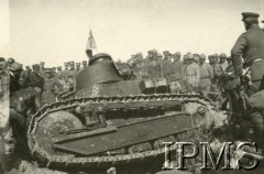 Lato 1919, Rembertów, Polska.
Wojsko Polskie. Pokaz działania czołgów francuskich Renault FT 17. 
Fot. Instytut Polski i Muzeum im. gen. Sikorskiego w Londynie