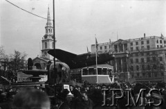 10-12.03.1943, Londyn, Anglia, Wielka Brytania.
Trafalgar Square. Kampania 