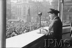 10-12.03.1943, Londyn, Anglia, Wielka Brytania.
Trafalgar Square, kampania 