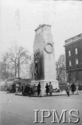 02.04.1943, Londyn, Anglia, Wielka Brytania.
25-lecie RAF, polska delegacja składa kwiaty przy Grobie Nieznanego Żołnierza.
Fot. NN, Instytut Polski i Muzeum im. gen. Sikorskiego w Londynie