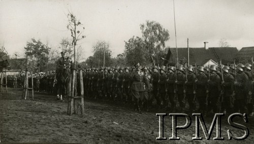 1934, Nowe Święciany, Polska.
Obchody 10-lecia Korpusu Ochrony Pogranicza w Batalionie KOP „Nowe Święciany”.  Żołnierze Batalionu.
Fot. NN, Instytut Polski i Muzeum im. gen. Sikorskiego w Londynie [Album B14 - KOP 1933-1934]