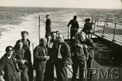 Czerwiec 1940, brak miejsca.
Ewakuacja żołnierzy 4 pułku lotnictwa z Francji do Anglii na pokładzie statku pasażerskiego.
Fot. NN, Instytut Polski i Muzeum im. gen. Sikorskiego w Londynie [sygn. 6839]