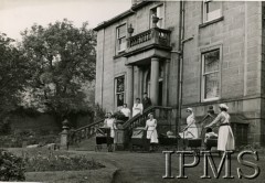 11.10.1943, Edynburg, Szkocja, Wielka Brytania.
Polski Dom Matki i Dziecka przy Szpitalu Polskim im. I. Paderewskiego. 
Fot. NN, Instytut Polski i Muzeum im. gen. Sikorskiego w Londynie  [szuflada 36]