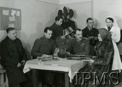 1941-1949, Szkocja, Wielka Brytania.
Szpital wojskowy prowadzony przez Polaków. Świetlica.
Fot. NN, Instytut Polski i Muzeum im. gen. Sikorskiego w Londynie  [szuflada 36]