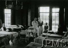 1941-1949, Szkocja, Wielka Brytania.
Szpital wojskowy prowadzony przez Polaków. Sala szpitalna.
Fot. NN, Instytut Polski i Muzeum im. gen. Sikorskiego w Londynie [szuflada 36].