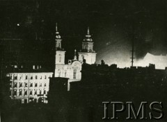 Październik 1944, Warszawa, Generalne Gubernatorstwo.
Kościół św. Krzyża przy ulicy Krakowskie Przedmieście.
Fot. NN, Instytut Polski i Muzeum im. gen. Sikorskiego w Londynie [szuflada 41]