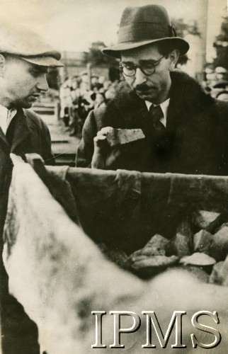 Październik 1944, Polska.
Oryginalny podpis: 