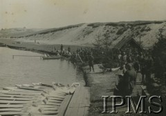 29.06.1936, Nowa Wilejka, woj. wileńskie, Polska.
Święto Morza. Poświęcenie kajaków na przystani Wojskowego Klubu Sportowego 