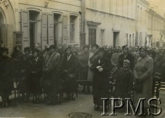 15.08.1937, Wilno, Polska.
Święto Pułkowe 85 Pułku Strzelców Wileńskich - nabożeństwo w Ostrej Bramie.
Fot. NN, Instytut Polski i Muzeum im. gen. Sikorskiego w Londynie
