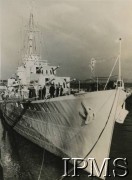 1942-1943, brak miejsca.
Niszczyciel ORP 