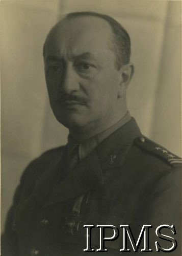 1940-1945, brak miejsca.
Pułkownik Franciszek Arciszewski. 
Fot. NN, Instytut Polski i Muzeum im. gen. Sikorskiego w Londynie [album nr 13 płk Franciszka Arciszewskiego - prezydent RP, rząd RP i WP we Francji]