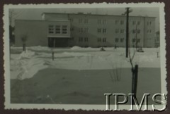 1939, Stalowa Wola, Polska.
Kasyno urzędnicze (obecnie siedziba Urzędu Miasta Stalowej Woli.) 
Fot. NN, Instytut Polski i Muzeum im. gen. Sikorskiego w Londynie