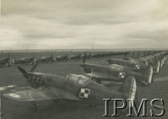 27.03.1940, Lyon-Bron, Francja.
Samoloty Morane-406 na lotnisku.
Fot. NN, Instytut Polski i Muzeum im. gen. Sikorskiego w Londynie
