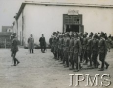 11.07.1927, Lwów, Polska.
Święto Pułkowe w 14 Pułku Ułanów Jazłowieckich, defiladę prowadzi por. Jerzy Strużyński.
Fot. NN, Instytut Polski i Muzeum im. gen. Sikorskiego w Londynie
