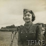 1940-1943, prawdopodobnie Wielka Brytania.
Córka gen. Władysława Sikorskiego - Zofia Leśniowska w mundurze.
Fot. NN, Instytut Polski i Muzeum im. gen. Sikorskiego w Londynie [album 29 - gen. Sikorski i jego rodzina]