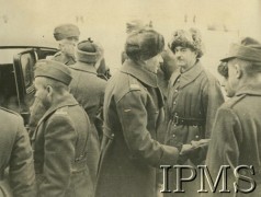 Zima 1941, Tockoje, ZSRR.
Generał Władysław Anders w otoczeniu oficerów podczas inspekcji w 6 Dywizji Piechoty.
Fot. NN, Instytut Polski i Muzeum im. gen. Sikorskiego w Londynie