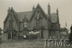 Kwiecień 1946, Broughty Ferry, Szkocja, Wielka Brytania.
Orkiestra 4 Dywizji Piechoty. 
Fot. NN, Instytut Polski i Muzeum im. gen. Sikorskiego w Londynie [album 313 szefa 4 Dywizji Piechoty płk Piotrowskiego]