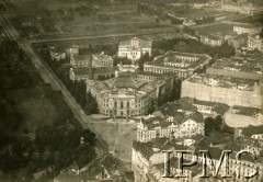 Przed 1924, Warszawa, Polska.
Widok miasta z lotu ptaka, w środku Gmach Główny Politechniki Warszawskiej i fragment ulicy Nowowiejskiej.
Fot. NN, Instytut Polski i Muzeum im. gen. Sikorskiego w Londynie
