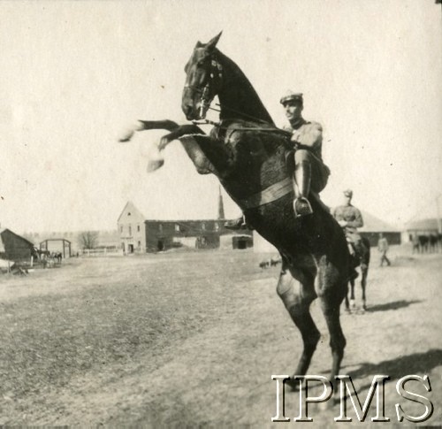 1919-1920, brak miejsca.
Ppłk Władysław Anders, dowódca 15 Pułku Ułanów podczas wojny polsko-bolszewickiej.
Fot. NN, Instytut Polski i Muzeum im. gen. Sikorskiego w Londynie


