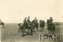 1919-1921, brak miejsca.
8 Pułk Ułanów Józefa Poniatowskiego
Fot. NN, Instytut Polski i Muzeum im. gen. Sikorskiego w Londynie [album 400 podporucznika Antoniego Starzeńskiego - 8 pułk ułanów księcia Józefa Poniatowskiego]