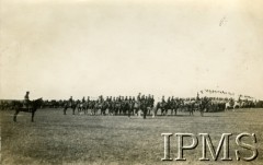 1919-1921, brak miejsca.
8 Pułk Ułanów Józefa Poniatowskiego
Fot. NN, Instytut Polski i Muzeum im. gen. Sikorskiego w Londynie [album 400 podporucznika Antoniego Starzeńskiego - 8 pułk ułanów księcia Józefa Poniatowskiego]