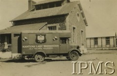 Początek lat 40., Szkocja, Wielka Brytania.
Kantyna Lady Warrender dla Wojska Polskiego
Fot. NN, Instytut Polski im. Gen. Sikorskiego w Londynie [album Józefa Kordylewskiego nr 425, numer inwentarzowy 24344]