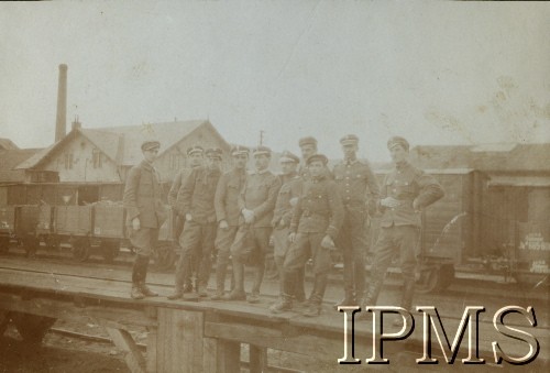1918-1919, brak miejsca.
Wojna polsko-ukraińska. Załoga pociągu pancernego 
