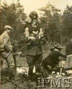 Przed 1939, brak miejsca.
Piknik 
Fot. NN, Instytut Polski i Muzeum im. gen. Sikorskiego w Londynie [Album K25, prawdopodobnie należący do rodziny Bilskich]
