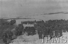 1942, (prawdopodobnie) Jangi-Jul, Uzbekistan, ZSRR.
Manewry wojskowe.
Fot.NN, Instytut Polski im. Gen. Sikorskiego w Londynie [album K27]
