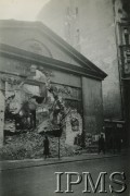 Październik 1939, Warszawa, Polska.
Ruiny kina Rialto przy ulicy Jasnej 3.
Fot. NN, Instytut Polski i Muzeum im. gen. Sikorskiego w Londynie [Album 