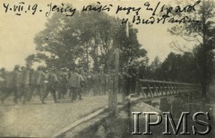 4.07.1919, Budsław, Polska.
Jeńcy rosyjscy ujęci przez Polaków. Zdjęcie wykonane w czasie wyprawy wileńskiej 1 Pułku Szwoleżerów. 
Fot. NN, Instytut Polski i Muzeum im. gen. Sikorskiego w Londynie