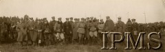 1922-1923, okolice Suwałk, Polska.
Oficerowie 3 Pułku Szwoleżerów Mazowieckich im. Pułkownika Jana Kozietulskiego w czasie manewrów. 1. od prawej stoi porucznik Stefan Bogusławski, 3. od prawej - major Stefan Hanka-Kulesza.
Fot. Instytut Polski i Muzeum im. gen. Sikorskiego w Londynie [teczka 3 Pułk Szwoleżerów]