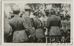 Lata 30., Stanisławów, Polska.
Oficerowie 6 Pułku Ułanów Kaniowskich.
Fot. M. Jędryk Fot. NN, Instytut Polski i Muzeum im. gen. Sikorskiego w Londynie [koperta 6 pułk ułanów]