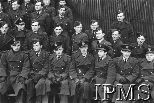 23.02.1943, Hutton Cranswick, Anglia, Wielka Brytania.
Święto 316 Dywizjonu Myśliwskiego, fotografia grupowa. 
Fot. NN, Instytut Polski i Muzeum im. gen. Sikorskiego w Londynie