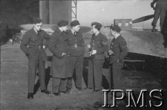 21.02.1943, Kirton-in-Linsday, Anglia, Wielka Brytania.
Święto 317 Dywizjonu Myśliwskiego, mechanicy.
Fot. NN, Instytut Polski i Muzeum im. gen. Sikorskiego w Londynie