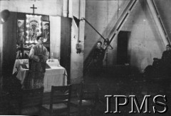 21.02.1943, Kirton-in-Linsday, Anglia, Wielka Brytania.
Święto 317 Dywizjonu Myśliwskiego, nabożeństwo w hangarze. Widoczny ksiądz i ołtarz.
Fot. NN, Instytut Polski i Muzeum im. gen. Sikorskiego w Londynie