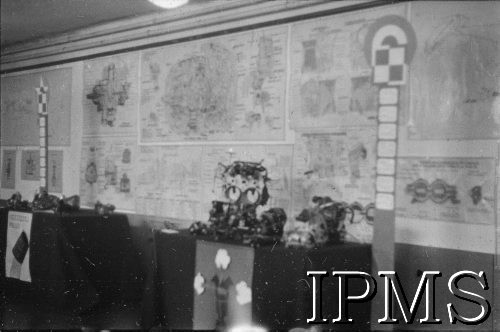 24.03.1943, Hemswell, Anglia, Wielka Brytania.
Wystawa prac mechaników 300 Dywizjonu Bombowego.
Fot. NN, Instytut Polski i Muzeum im. gen. Sikorskiego w Londynie
