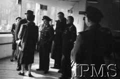 10-12.03.1943, Londyn, Anglia, Wielka Brytania.
Trafalgar Square, kampania 