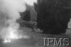 1.06.1943, Falkirk, Szkocja, Wielka Brytania.
Kurs rekrucki dla polskich ochotniczek, które zgłosiły się do Pomocniczej Lotniczej Służby Kobiet - szkolenie przeciwpożarowe.
Fot. NN, Instytut Polski i Muzeum im. gen. Sikorskiego w Londynie